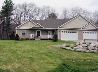 40 Highland Ridge Dr #40, Hampden, ME 04444