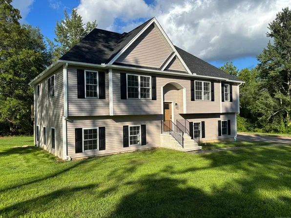 20 Depalma Lane, Danbury, CT 06811