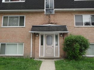 9981 Linda Ln APT 2W, Des Plaines, IL 60016
