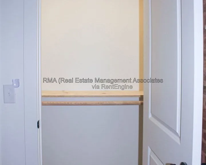 4 Zebulon St #1B — Photo 13