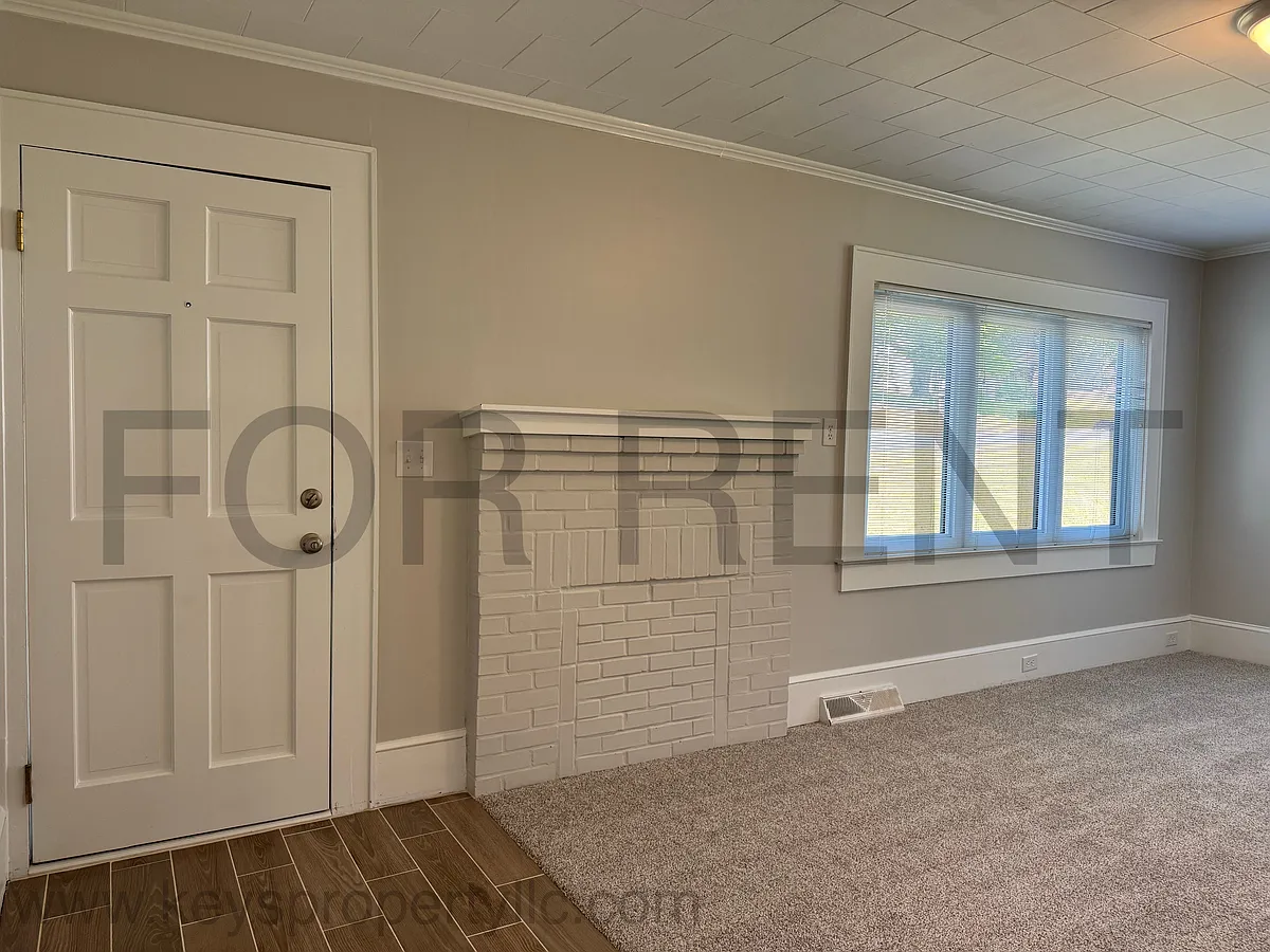 Building Photo - 1229 Wiscassett St