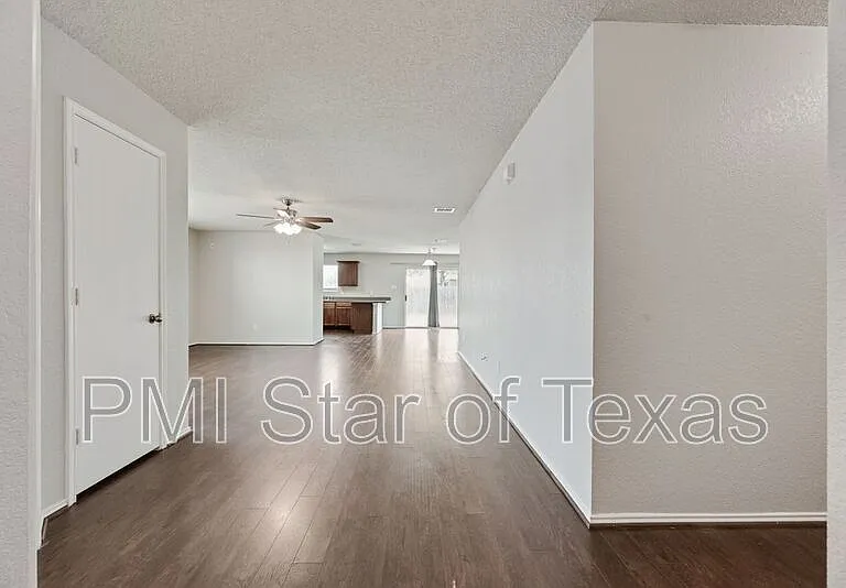 2061 Bliss Rd — Photo 4