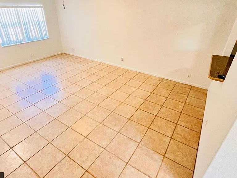 1436 Hawthorne Pl — Photo 8