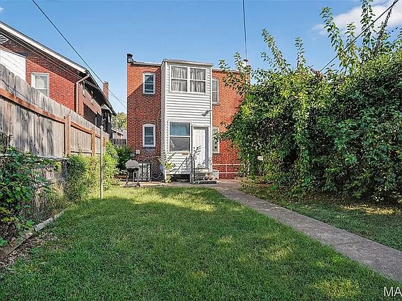 5th image of 3676 Montana St