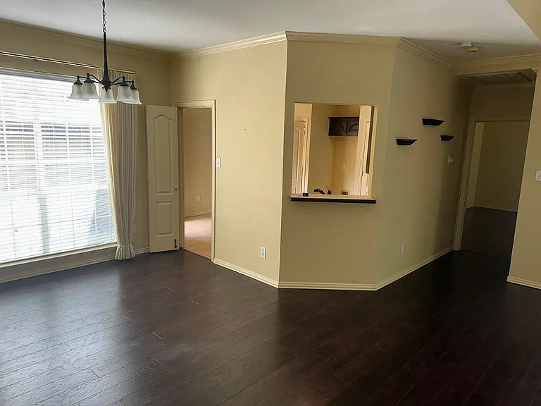 1841 Bachman Ct — Photo 4