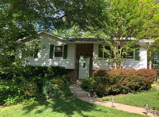 8807 Sylvania St, Lorton, VA 22079