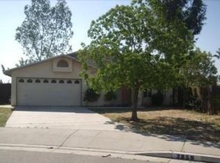 2859 W Sheldon St, Caruthers, CA 93609