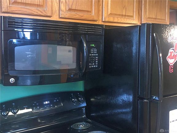5th image of 359 Ridge St