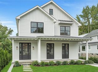 251 Murray Ave, Larchmont, NY 10538