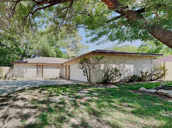 11202 Vienna Ct, Cypress, TX 77429