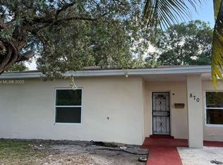 870 NE 142nd St, North Miami, FL 33161