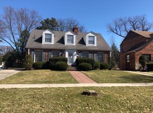 16570 Plainview Ave, Detroit, MI 48219