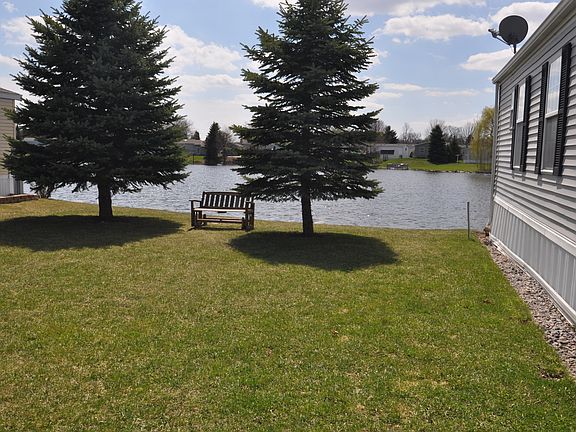 2nd image of 172 Twin Lakes Dr