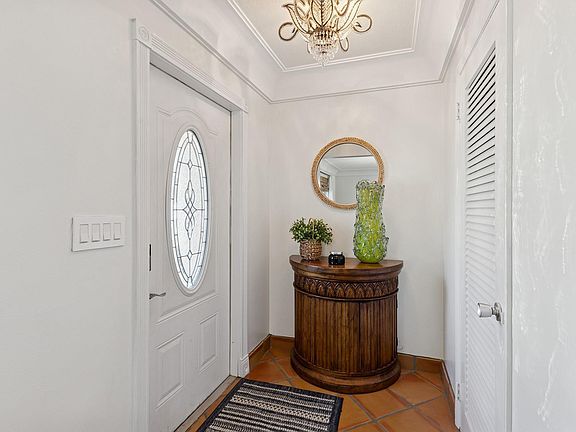3rd image of 2890 NE 23rd Street