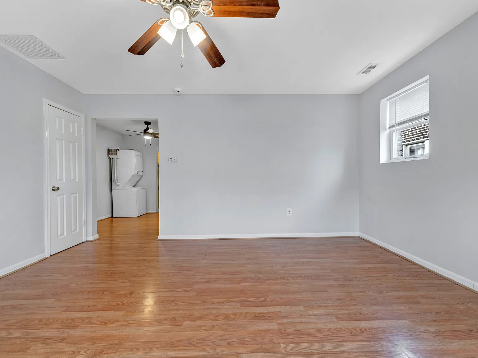 2 bed, $1,926 — Photo 2
