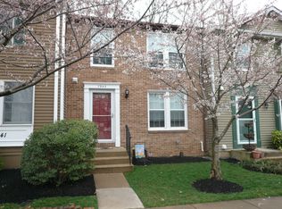 7943 Tyson Oaks Cir, Vienna, VA 22182