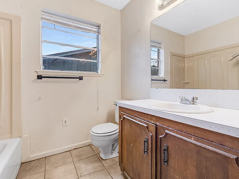 165 Greenforest Trl — Photo 5
