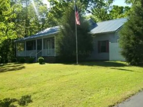 199 Cox Ln, Selmer, TN 38375