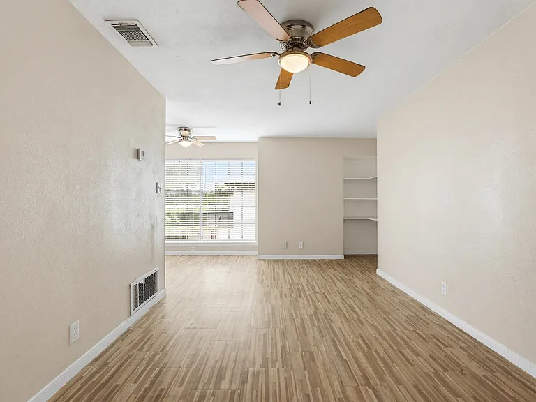 10543 Starcrest Dr #10543 — Photo 1