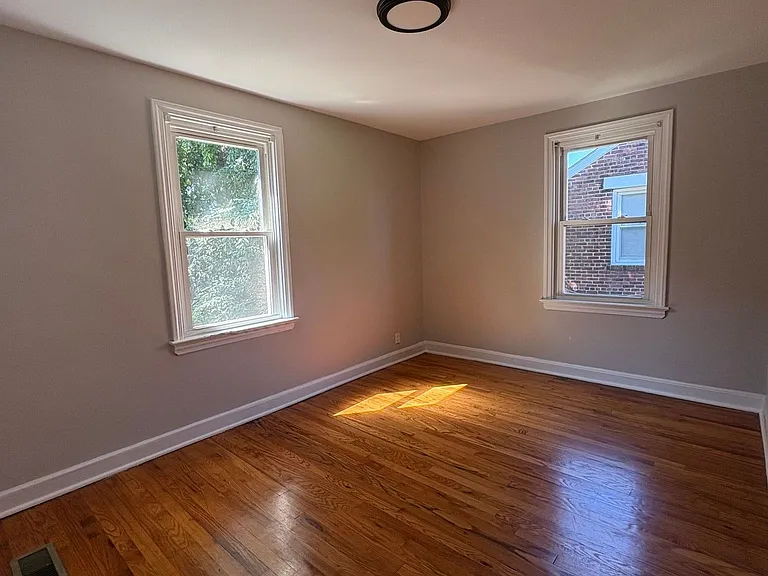 149 Willow Ave #2 — Photo 9
