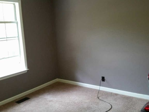 4th image of 4885 Peppertree Dr