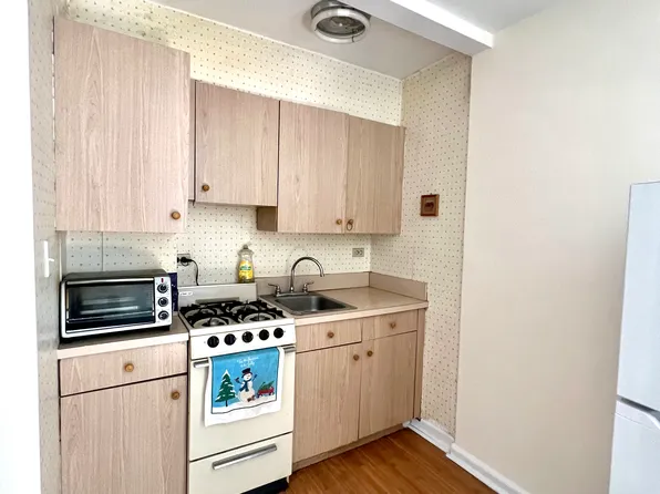 2607 Avenue O image 4 of 7