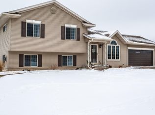 W7520 Sween Dr, Holmen, WI 54636