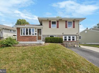 1108 Wynnbrook Rd, Secane, PA 19018