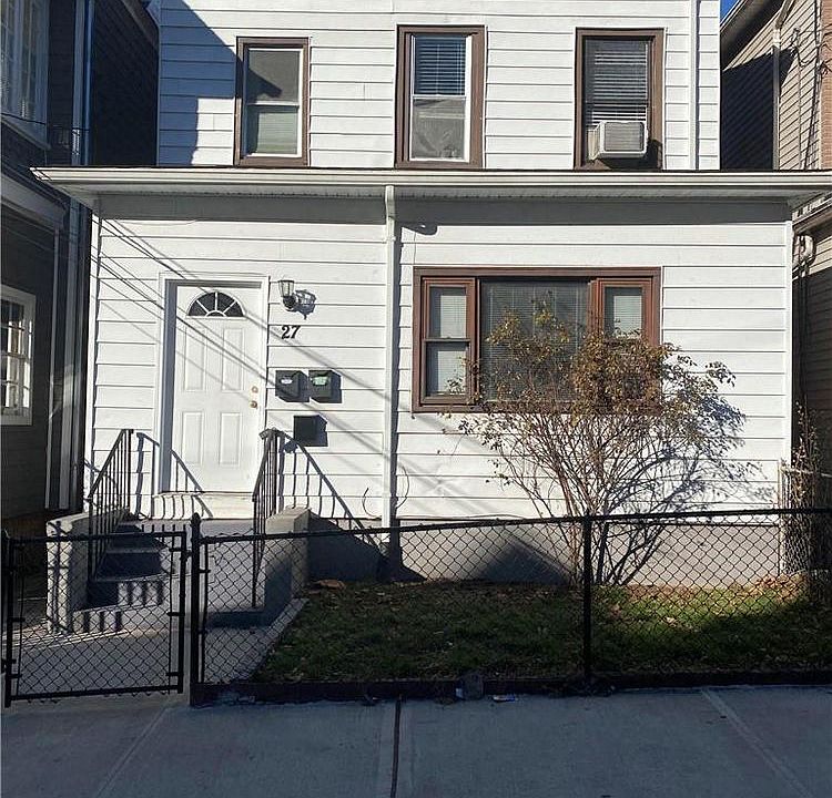 1st image of 27 Linden St Floor 1