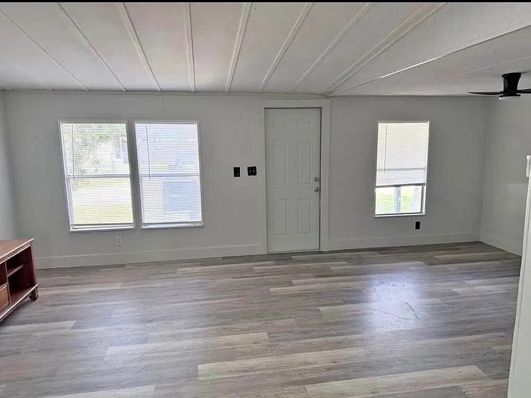 20504 Spanish Ln — Photo 21