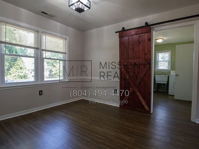 7750 Robinwood Dr — Photo 16