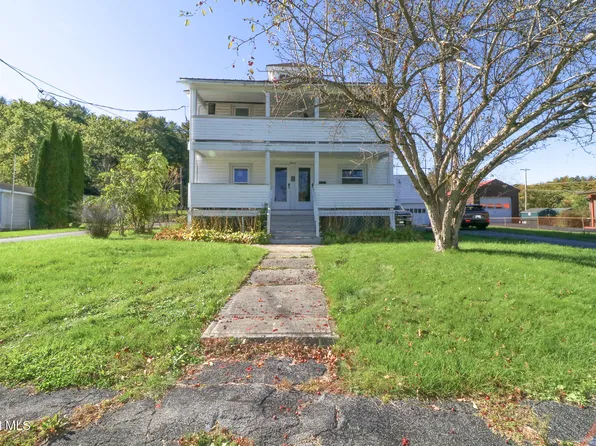 11 Blinn Street, Whitehall, NY 12887