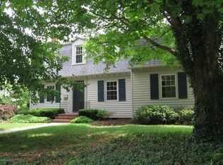 911 Gracelyn Ct, Blacksburg, VA 24060