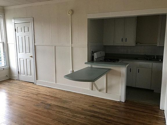 2nd image of 1175 Vestal Ave APT 7