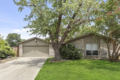 618 Thornwood Trl Photo 1