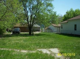217 W 9th St, Grand Island, NE 68801