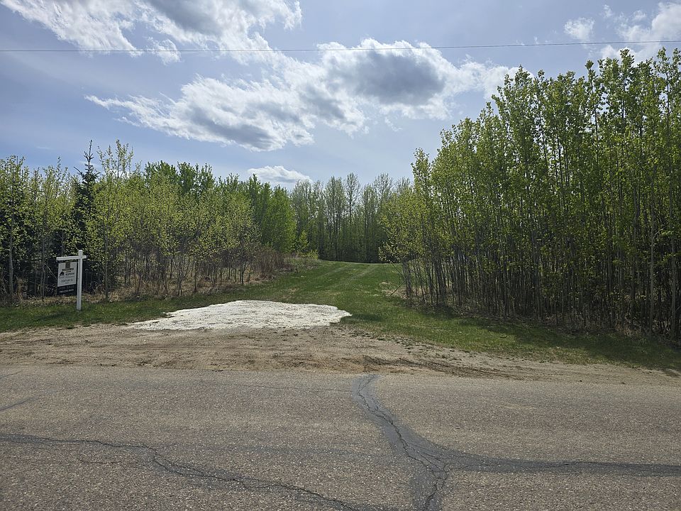1st image of Lakeside Dr