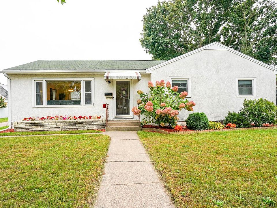 1st image of 2176 Weston STREET