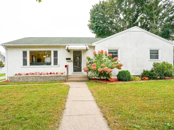 2176 Weston STREET, La Crosse, WI 54601