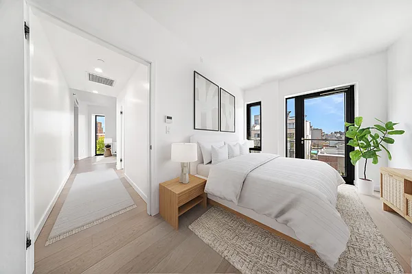 Sold by Modern Spaces | media 7