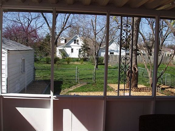 screened in porch
