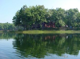5021 Ruby Dr, Gladwin, MI 48624