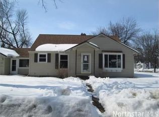406 Merrill St SW, Hutchinson, MN 55350