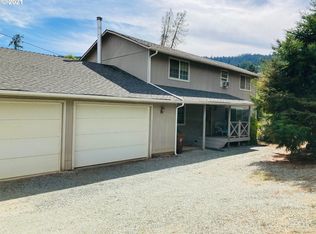 2641 Shoestring Rd, Riddle, OR 97469