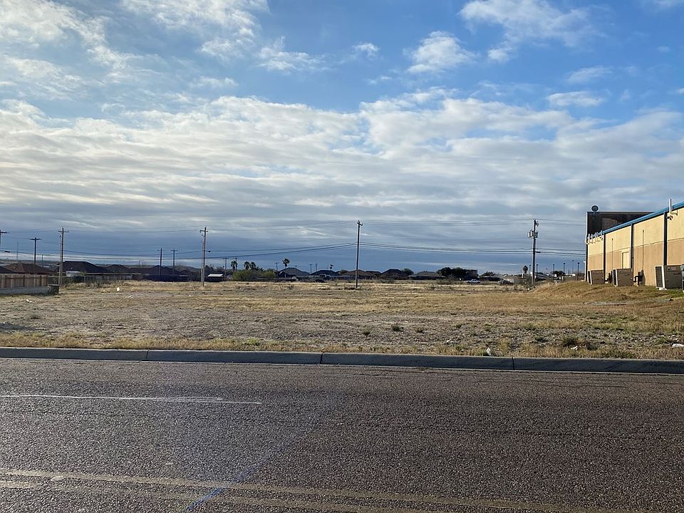 2nd image of 2524 Fox Pl