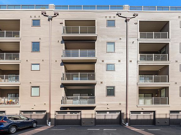 4. 1 car Garage with 1 additional outdoor driveway parking space