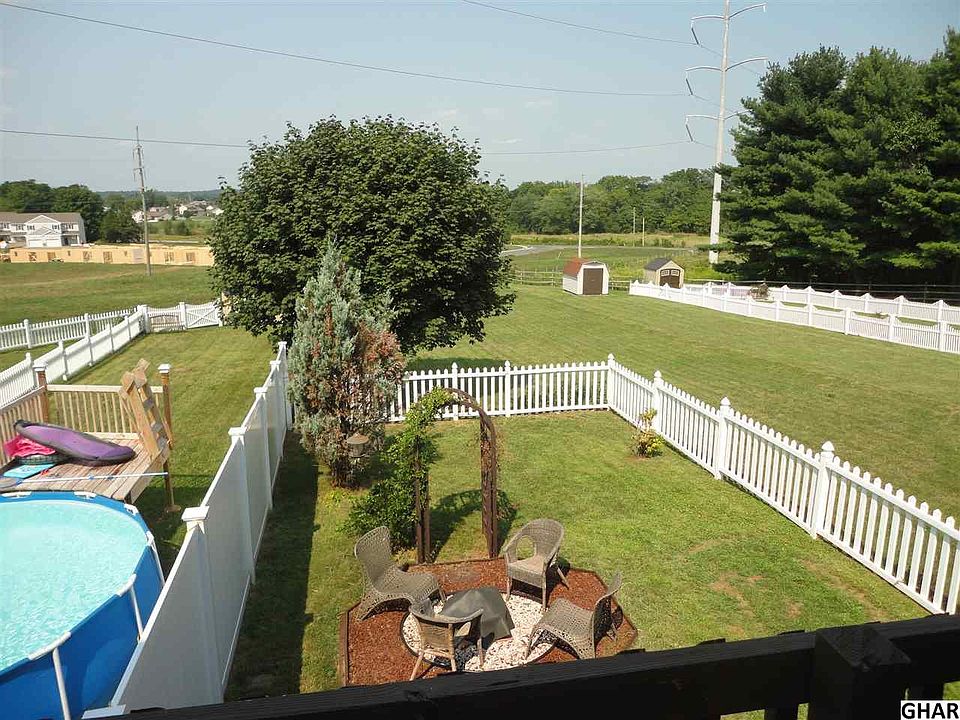 2nd image of 321 Acorn Cir #L-0109