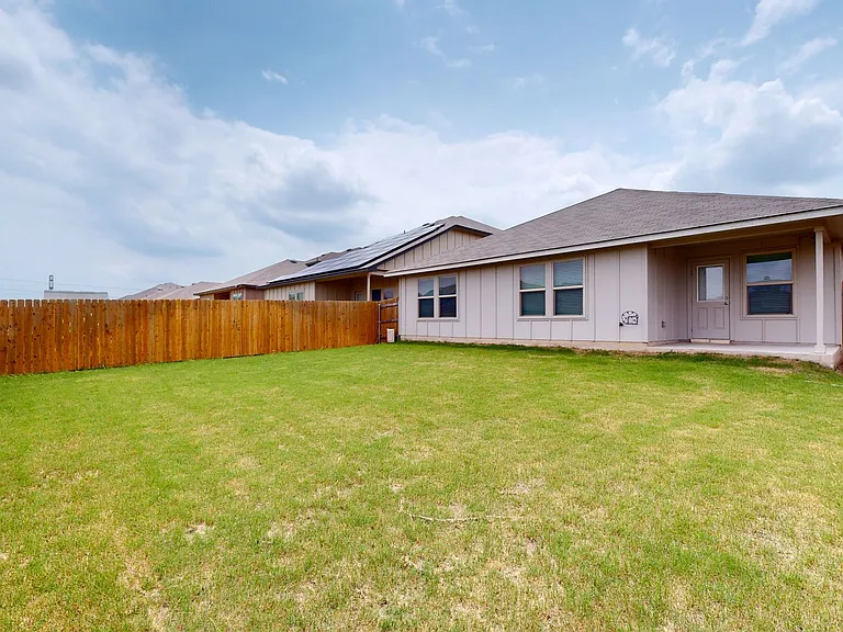 9606 Falme Ln — Photo 4