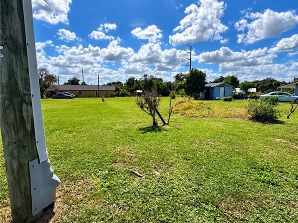 112 E Hal McRae Blvd, Avon Park, FL 33825