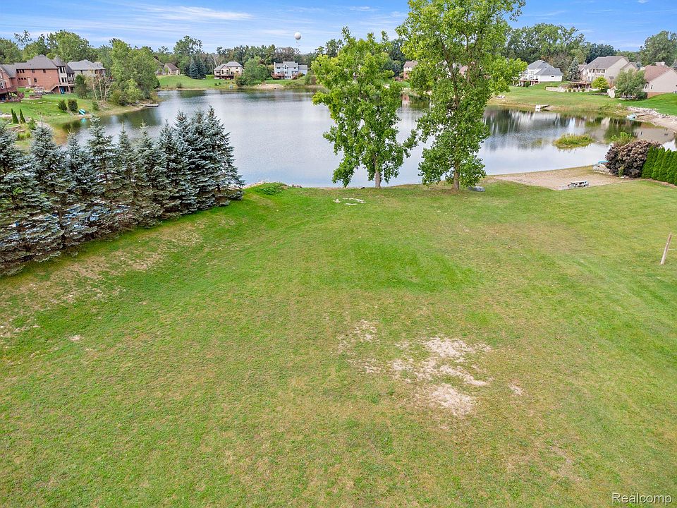 4544 Coastal Pkwy, photo 3
